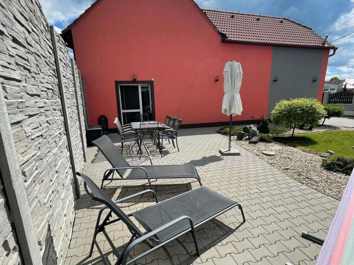 Ubytování U Mikeša Břeclav Esterno foto