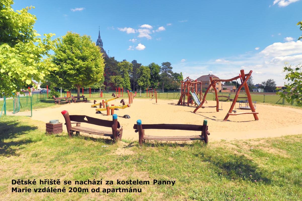 Ubytování U Mikeša Břeclav Esterno foto